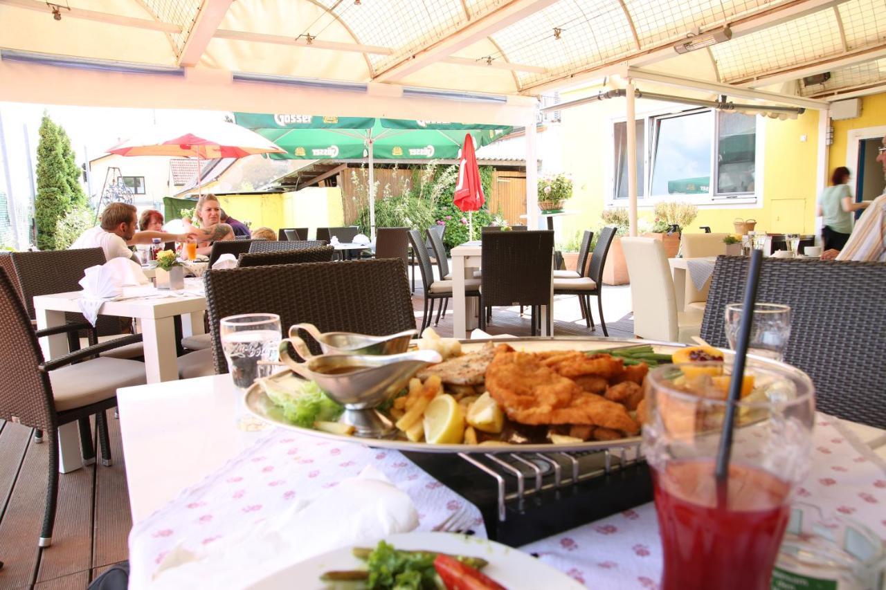 Hotel Reinisch Кёфлах Экстерьер фото